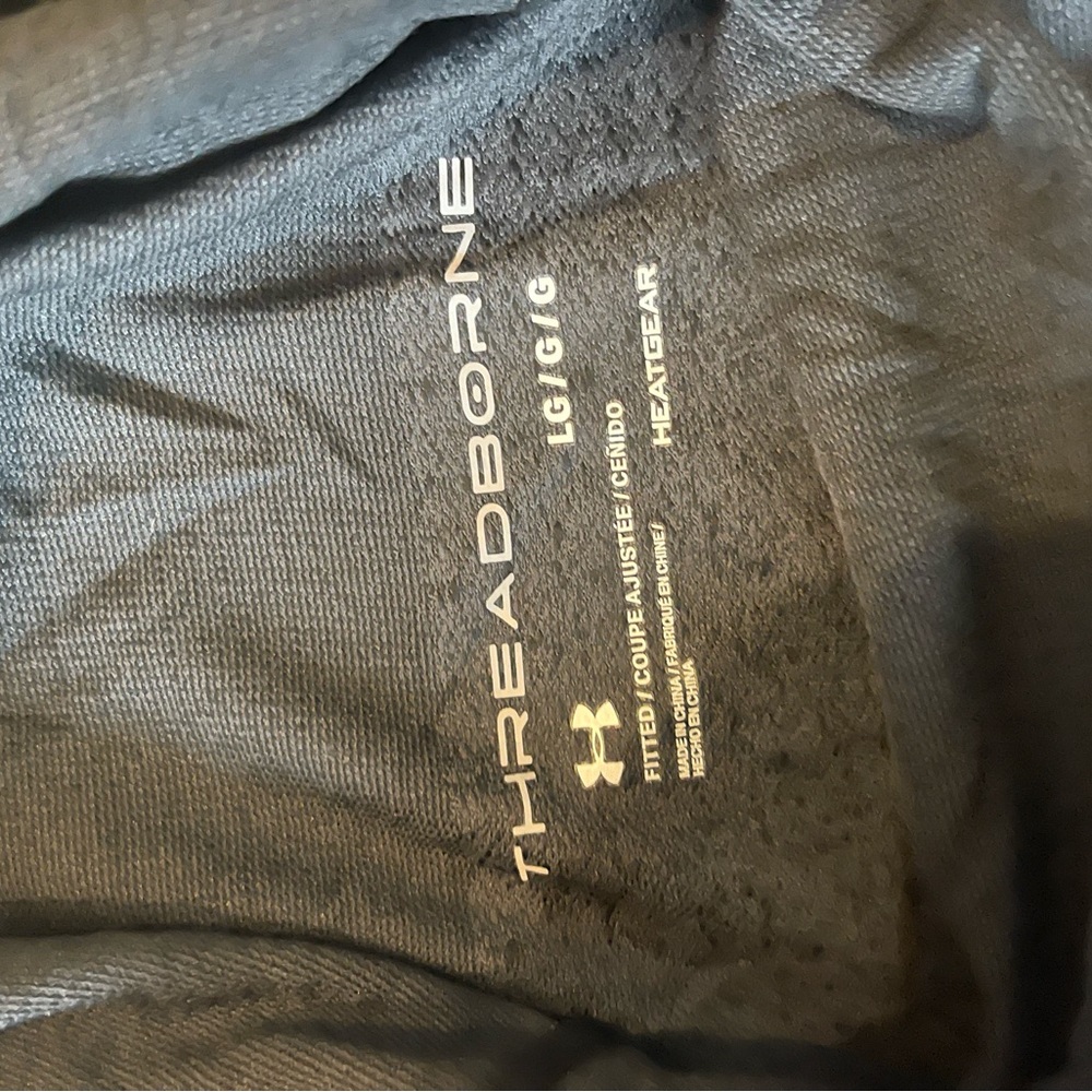 Under Armour Black heat gear pull over large